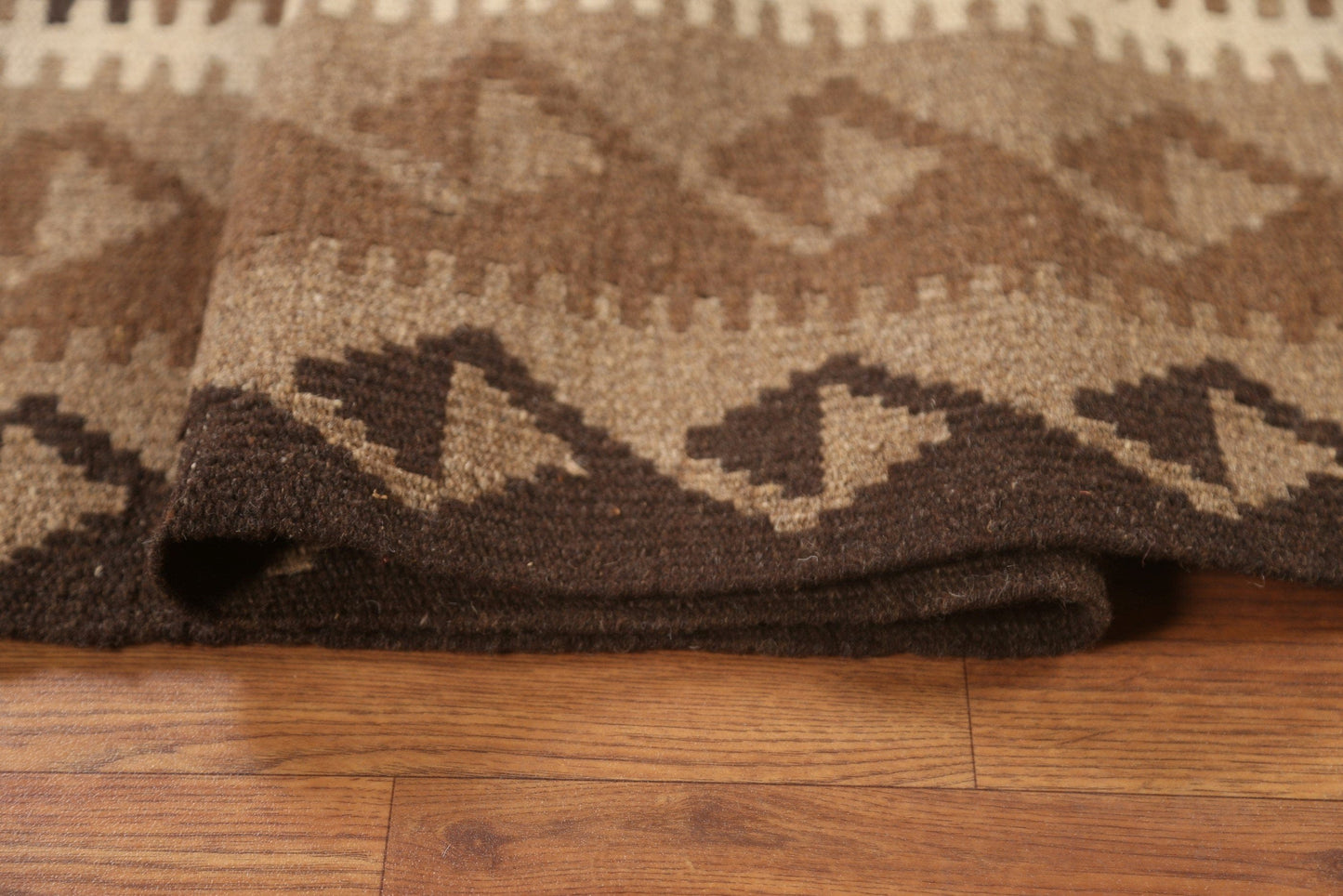 Hand-Woven Wool Kilim Area Rug 7x10