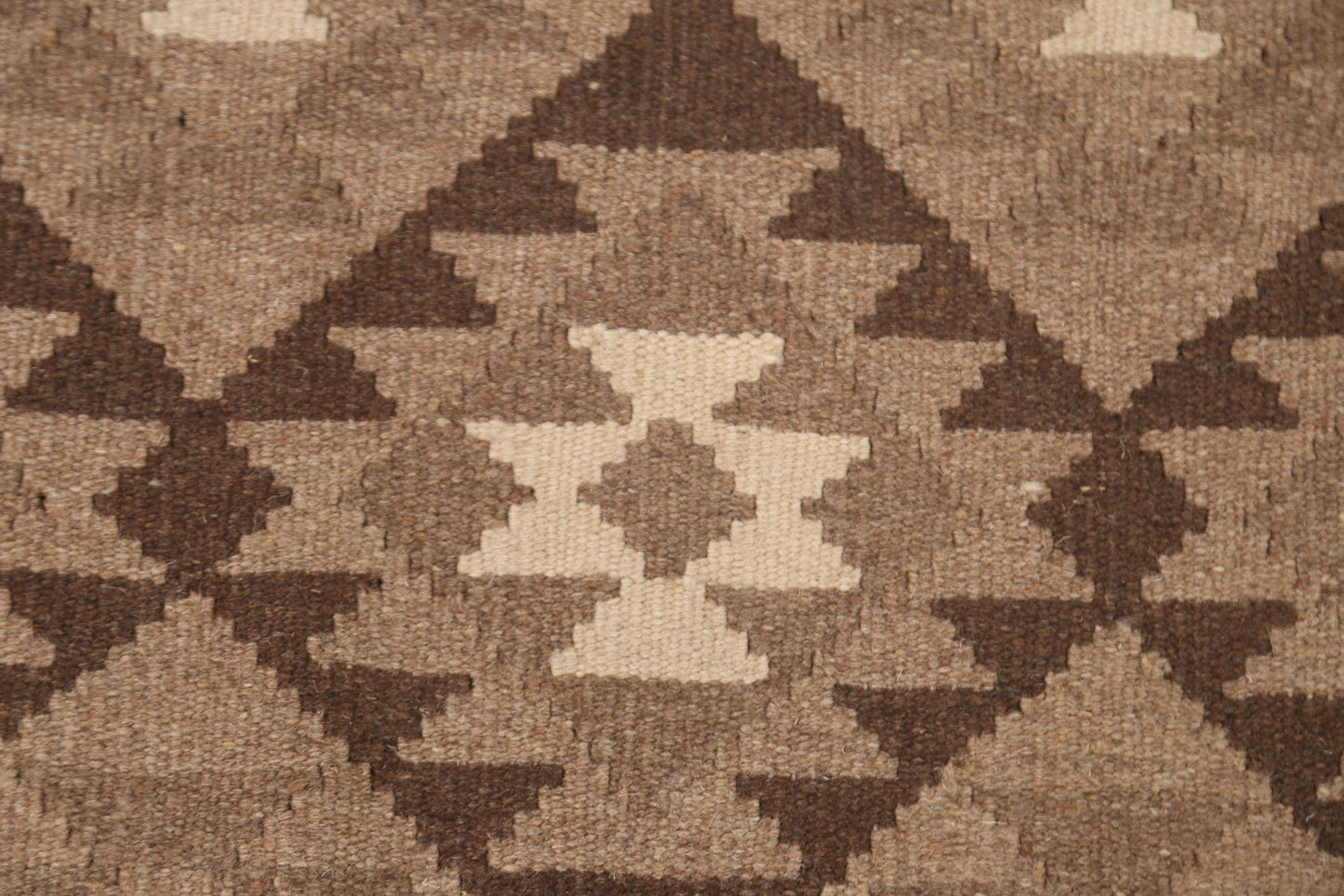 Hand-Woven Wool Kilim Area Rug 6x8