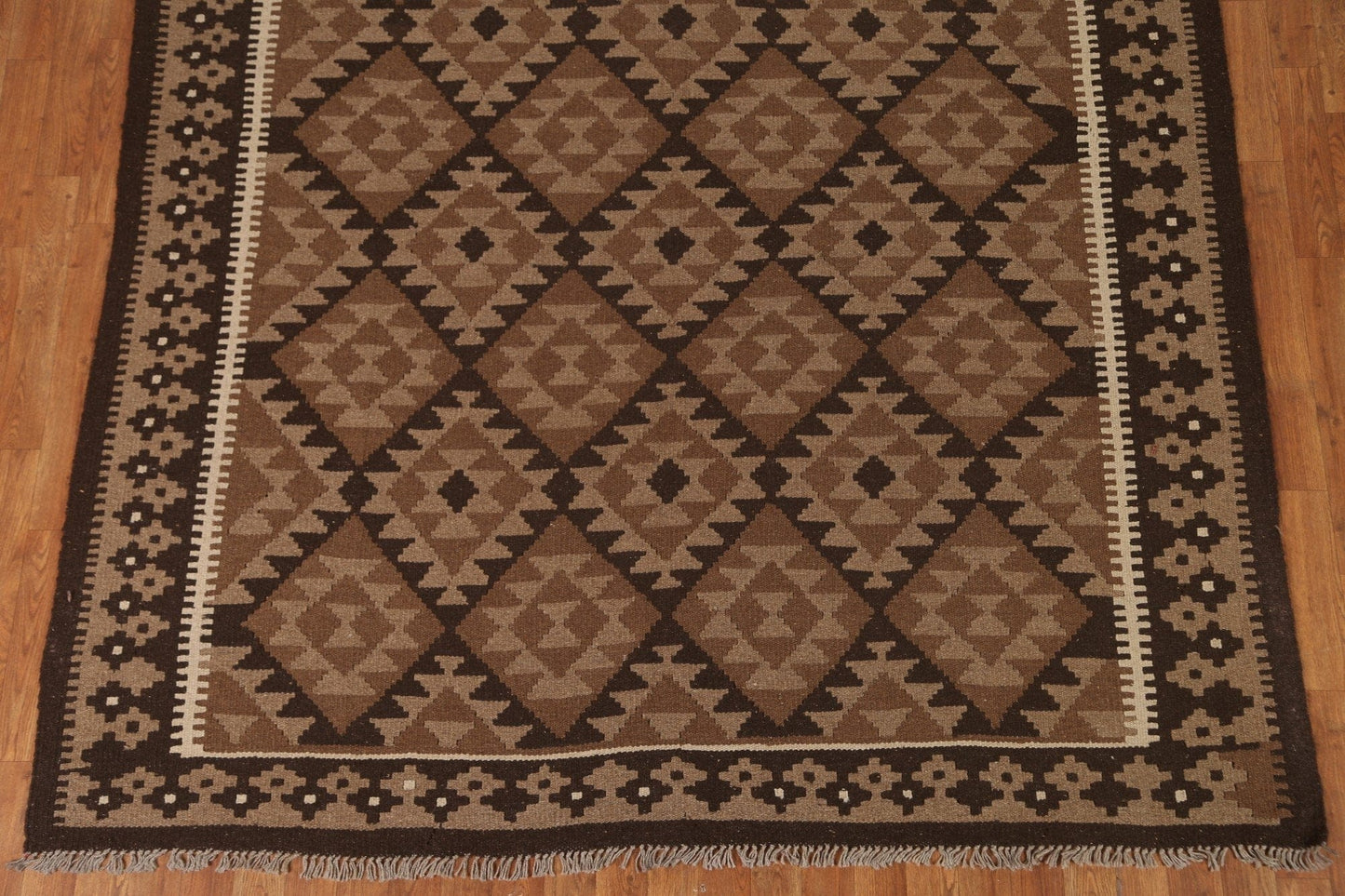 Hand-Woven Wool Kilim Area Rug 7x10