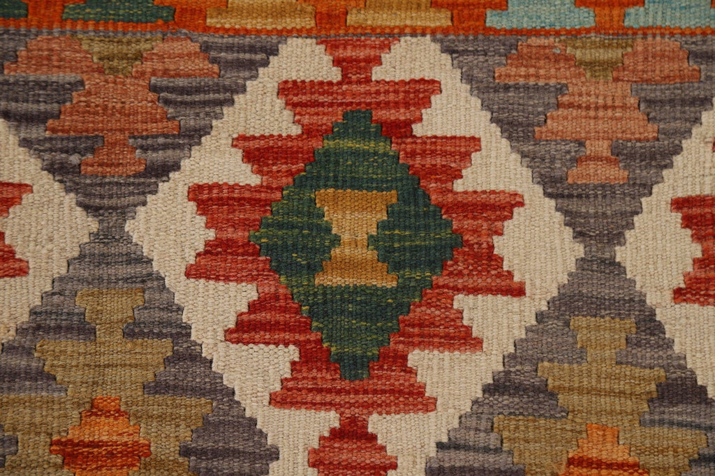 All-Over Kilim Geometric Area Rug 5x6