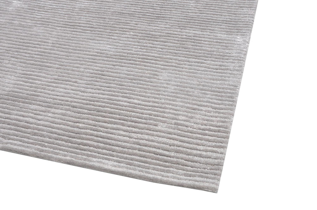 Edgy Collection Hand-Tufted Silver/Grey Bsilk & Wool Area Rug- 8' 9" X 11' 9"