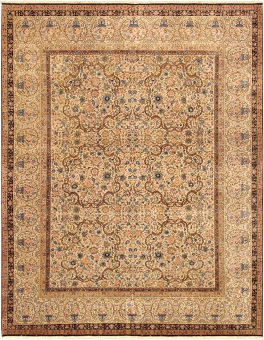 Lavar Collection Hand-Knotted Lamb's Wool Area Rug- 13' 9" X 15' 4"