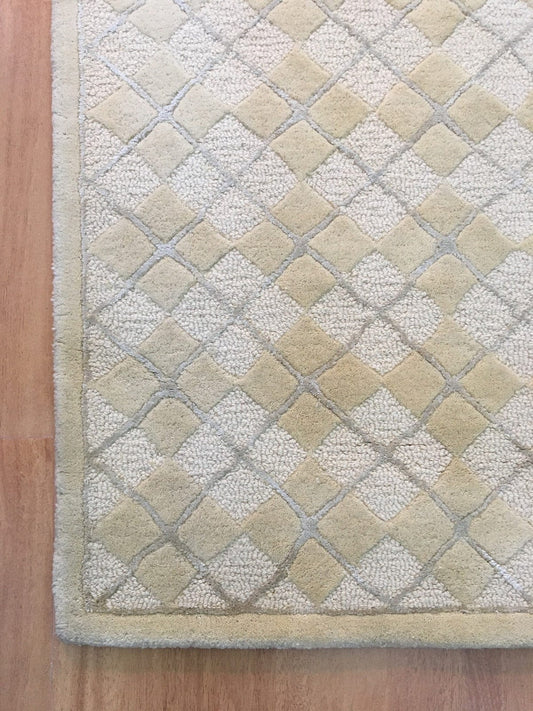 Beige Geometric 5X8 Hand-Tufted Modern Rug