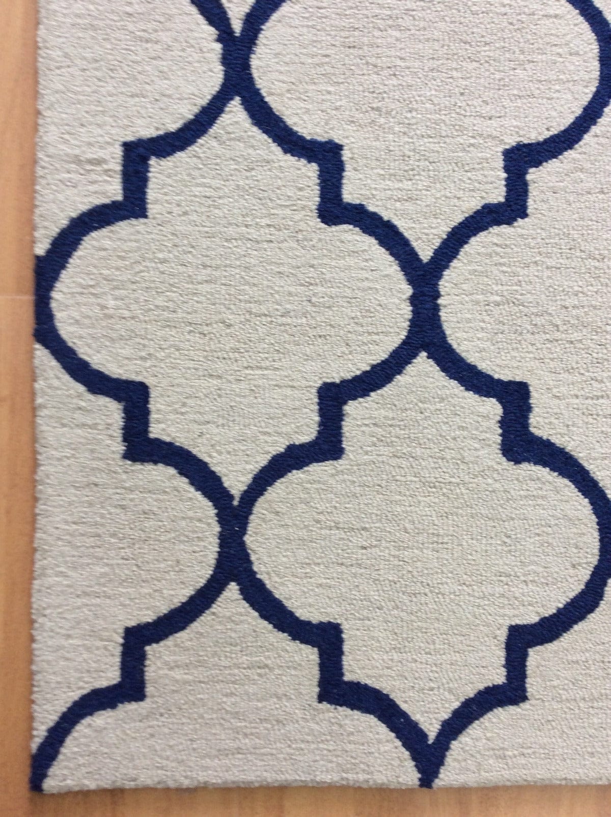 Ivory Trellis 5X8 Hand-Tufted Modern Rug