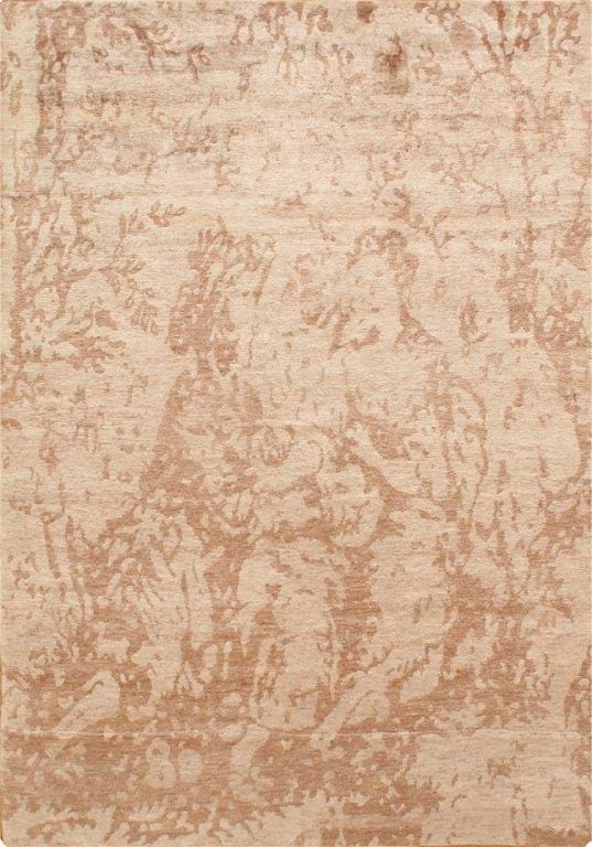 Modern Collection Hand-Knotted Pure Silk Area Rug- 5' 8" X 7'10"