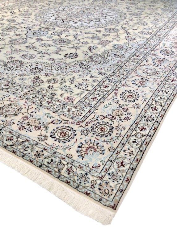 Nain Collection Hand-Knotted Silk & Wool Area Rug- 8' 2" X 11' 5"