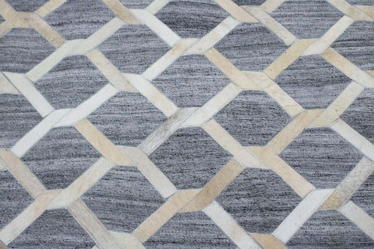 Gray Beige Geometric 4X6 Cowhide Patchwork Modern Rug