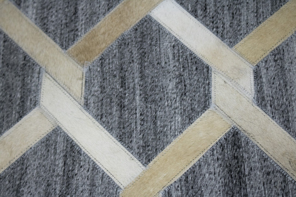 Grey Beige Geometric 6X6 Modern Cowhide Patchwork Oriental Rug