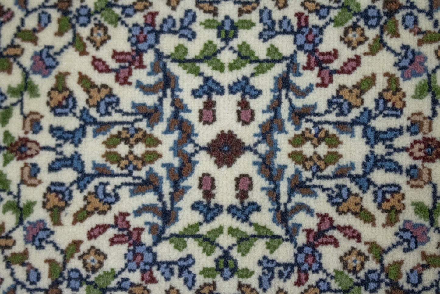 Cream Floral Kirman 2X3 Oriental Rug