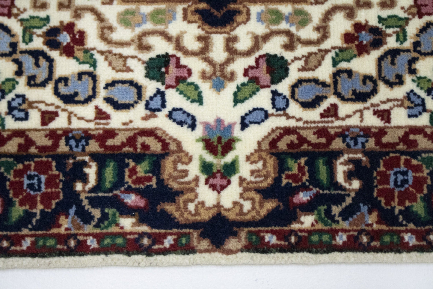 Cream Floral Kirman 2X3 Oriental Rug