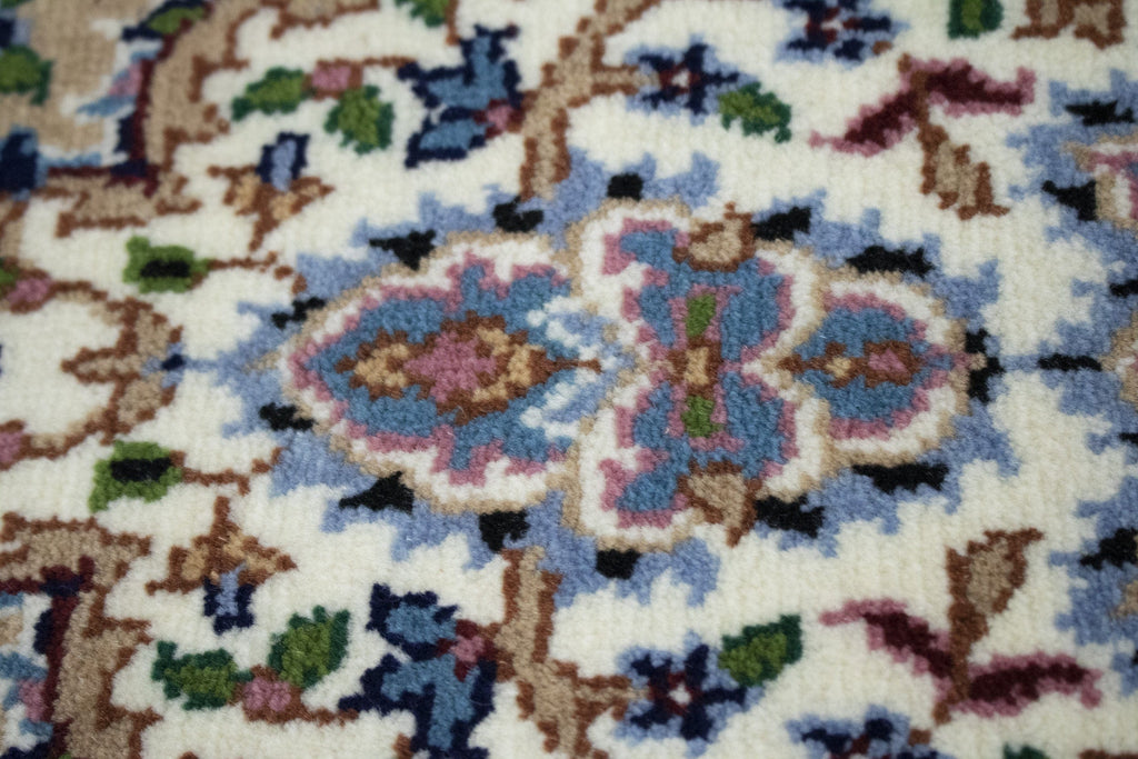 Cream Floral Kirman 2X3 Oriental Rug