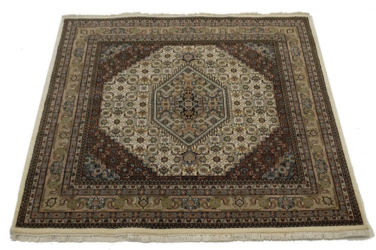 Cream Floral Geometric 7X7 Indo-Bidjar Oriental Square Rug