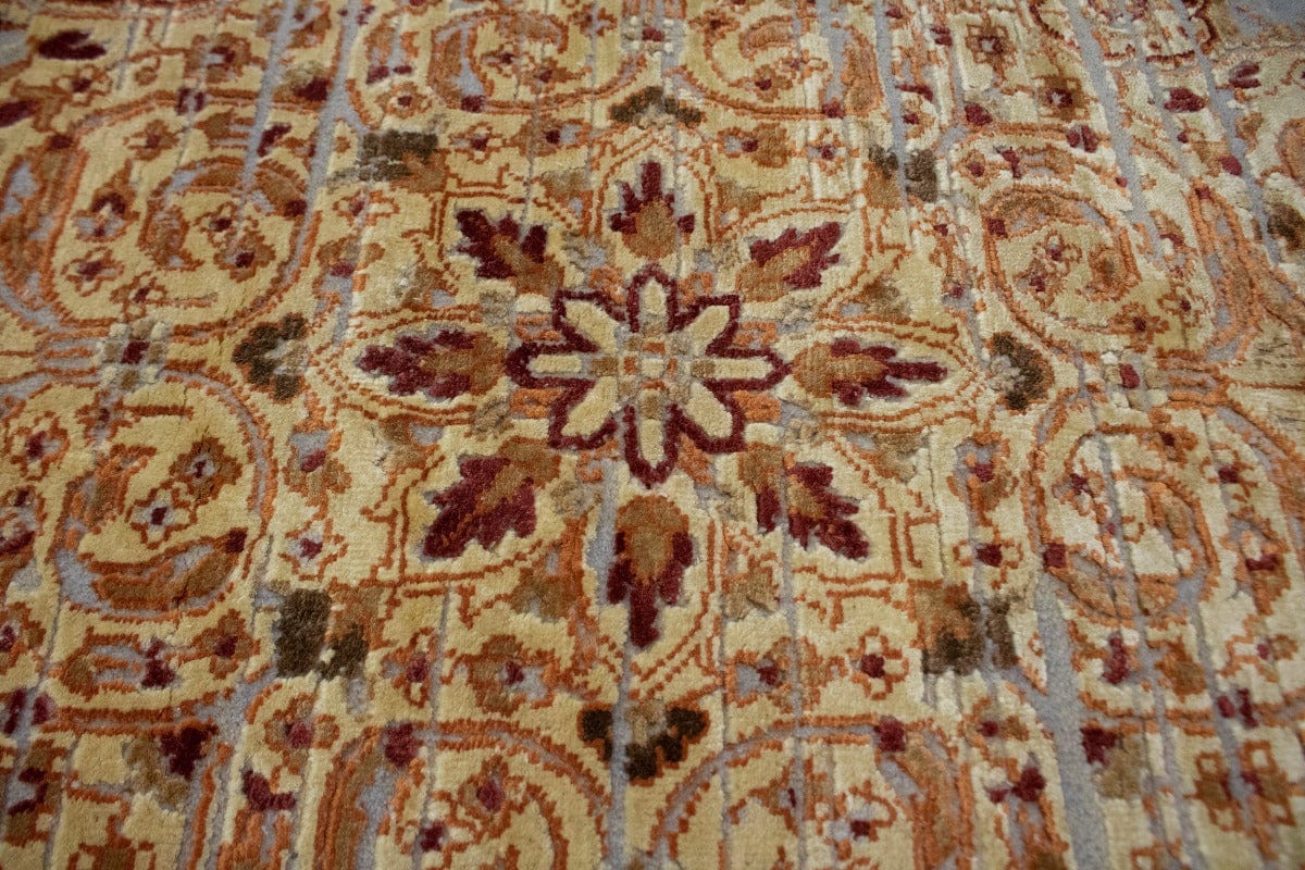 Hand-Carved Transitional 6X8 Oriental Rug