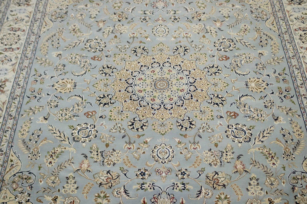 Light Blue Floral 9X12 Indo-Nain Oriental Rug