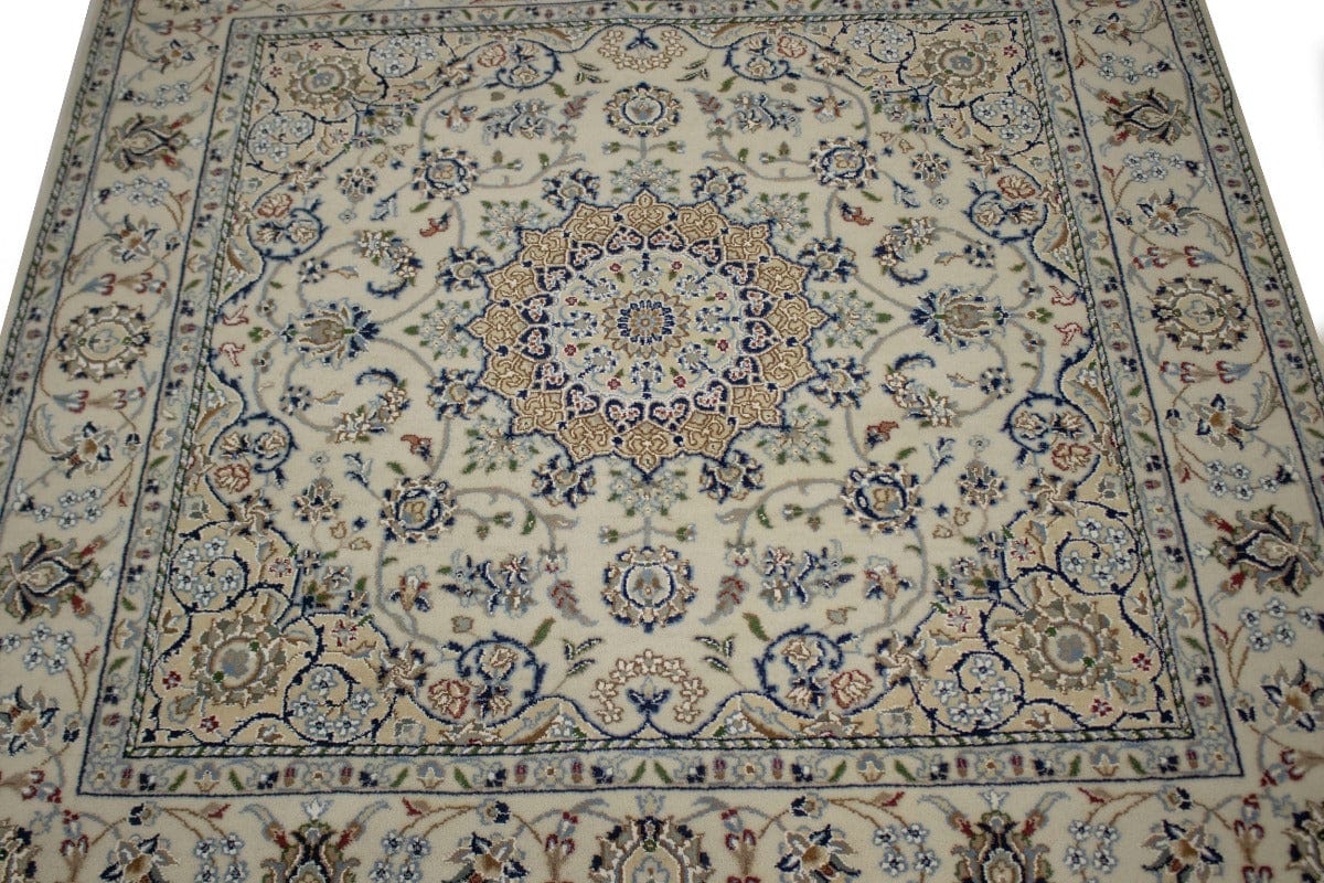 Cream Floral 5X5 Indo-Nain Oriental Square Rug