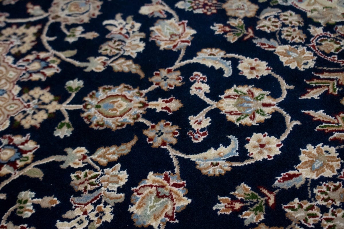 Dark Navy Floral 4X6 Indo-Nain Oriental Rug