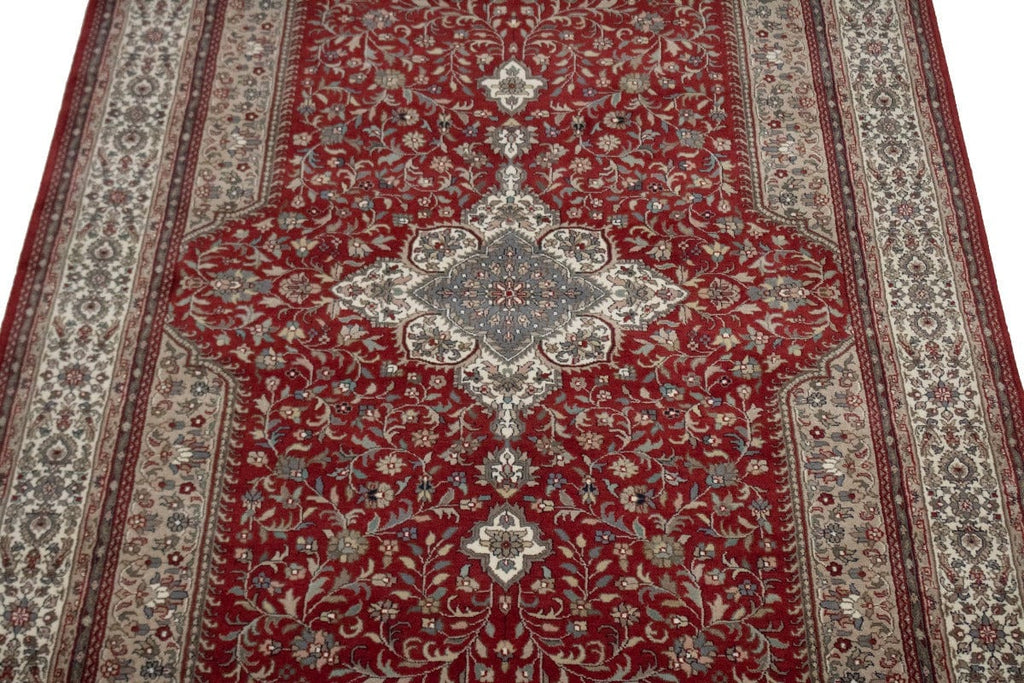 Red Floral Classic 6'5X9'9 Indo-Kashan Oriental Rug