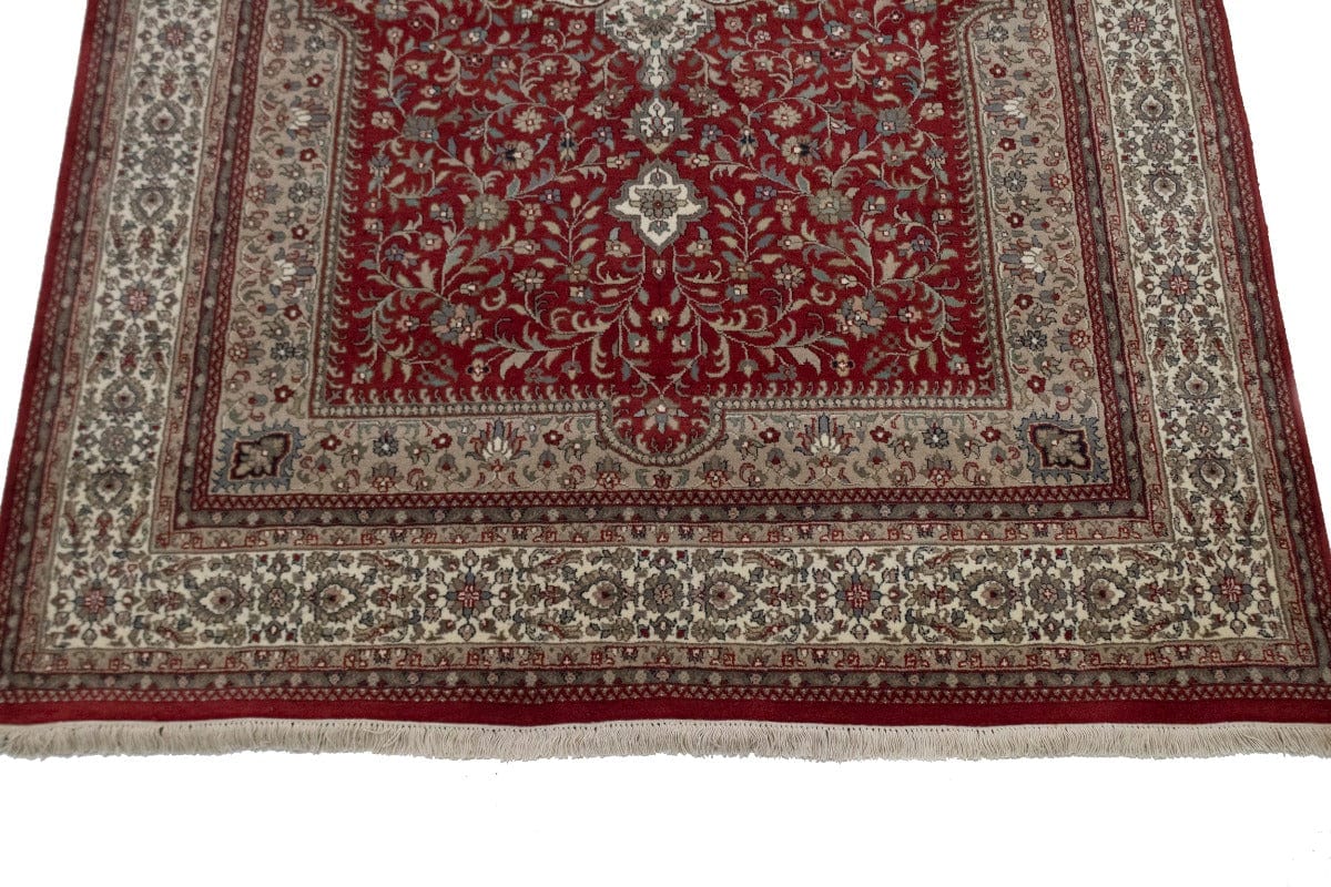 Red Floral Classic 6'5X9'9 Indo-Kashan Oriental Rug