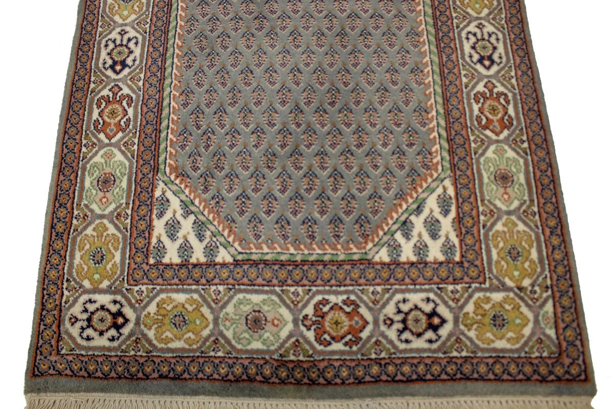 Gray Floral 2'5X4'7 Indo Botemir Oriental Rug