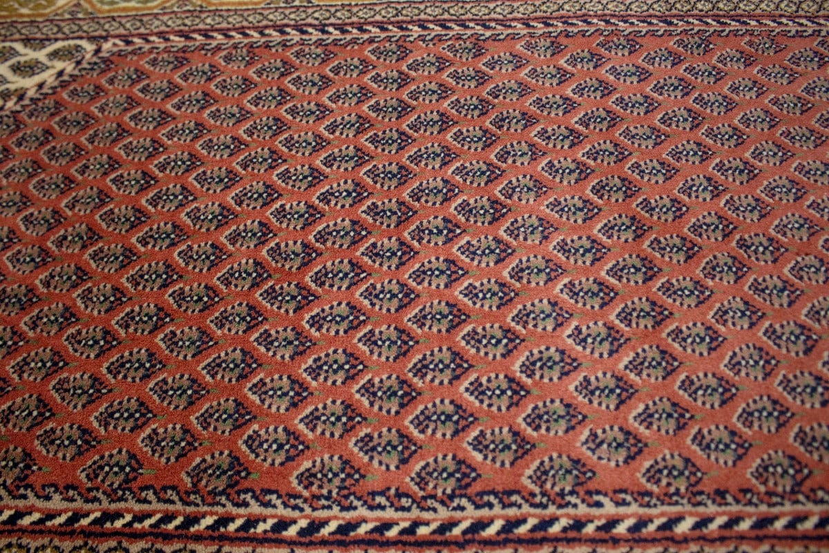 Bittersweet Red Floral 2'5X4'5 Indo Botemir Oriental Rug