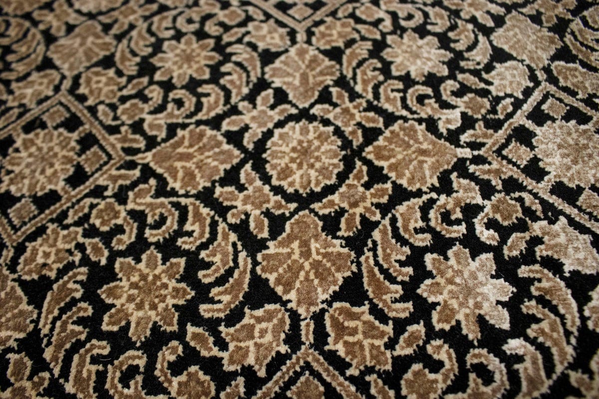Black Floral Extra Fine 4X6 Herati Oriental Rug