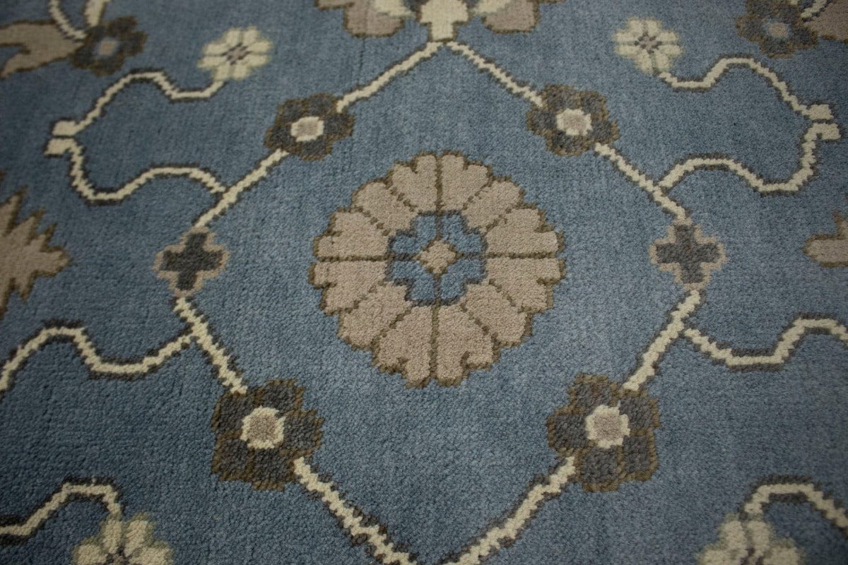 Blue-gray Casual Floral 8X10 Oushak Oriental Rug