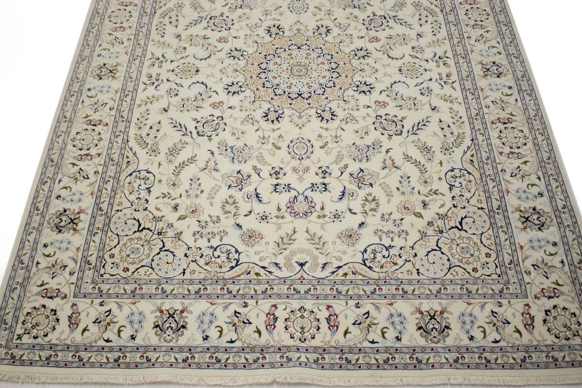 Cream Floral 9X12 Indo-Nain Oriental Rug