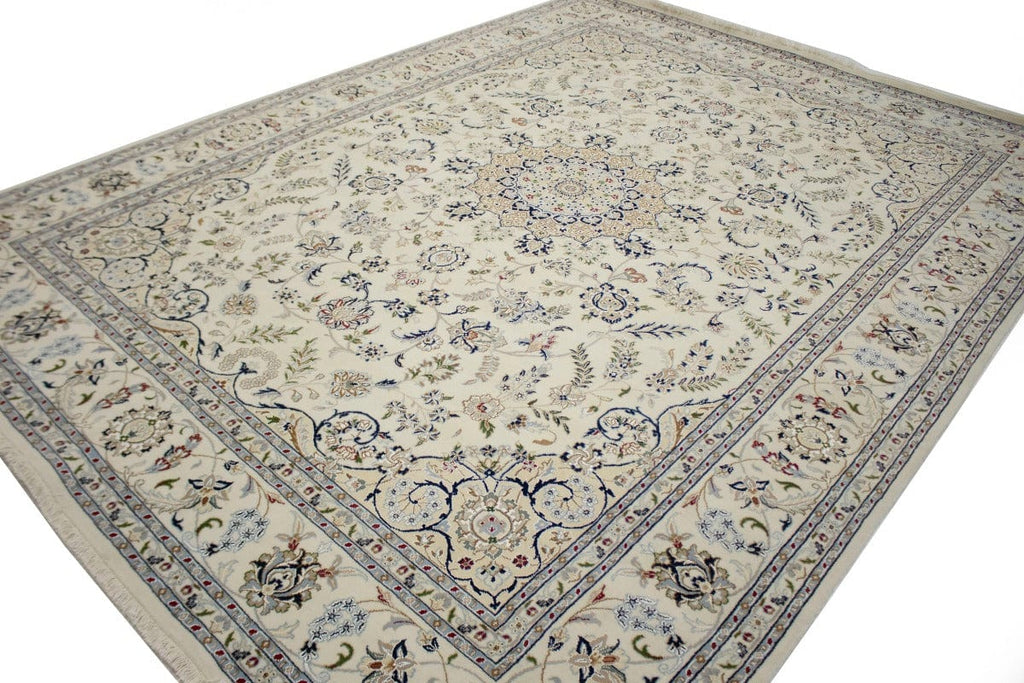 Cream Floral 9X12 Indo-Nain Oriental Rug