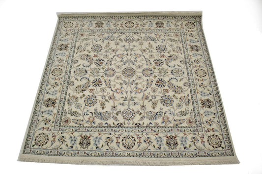 Cream Classic Floral 6X6 Indo-Nain Oriental Square Rug