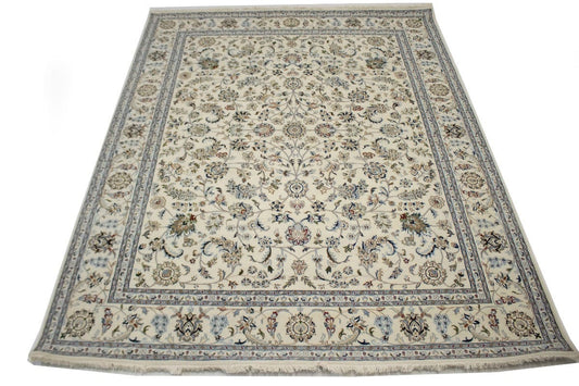 Cream Floral 8X10 Indo-Nain Oriental Rug