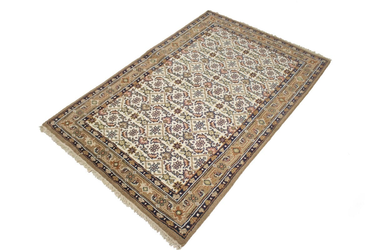 Cream Floral Tribal 4X6 Indo-Bidjar Oriental Rug