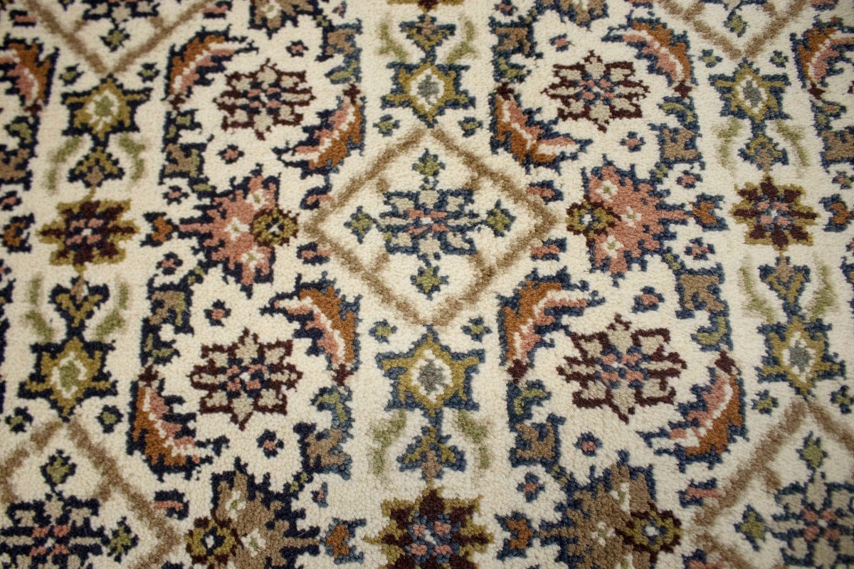 Cream Floral Tribal 4X6 Indo-Bidjar Oriental Rug