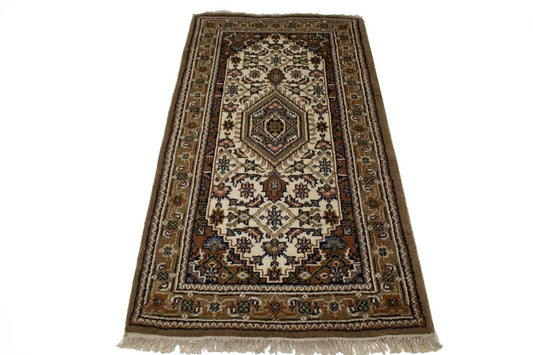 Cream Floral Tribal 3X5'7 Indo-Bidjar Oriental Rug