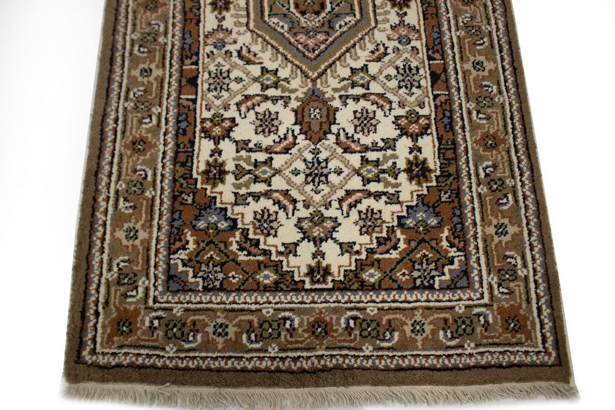 Cream Floral Tribal 3X5 Indo-Bidjar Oriental Rug