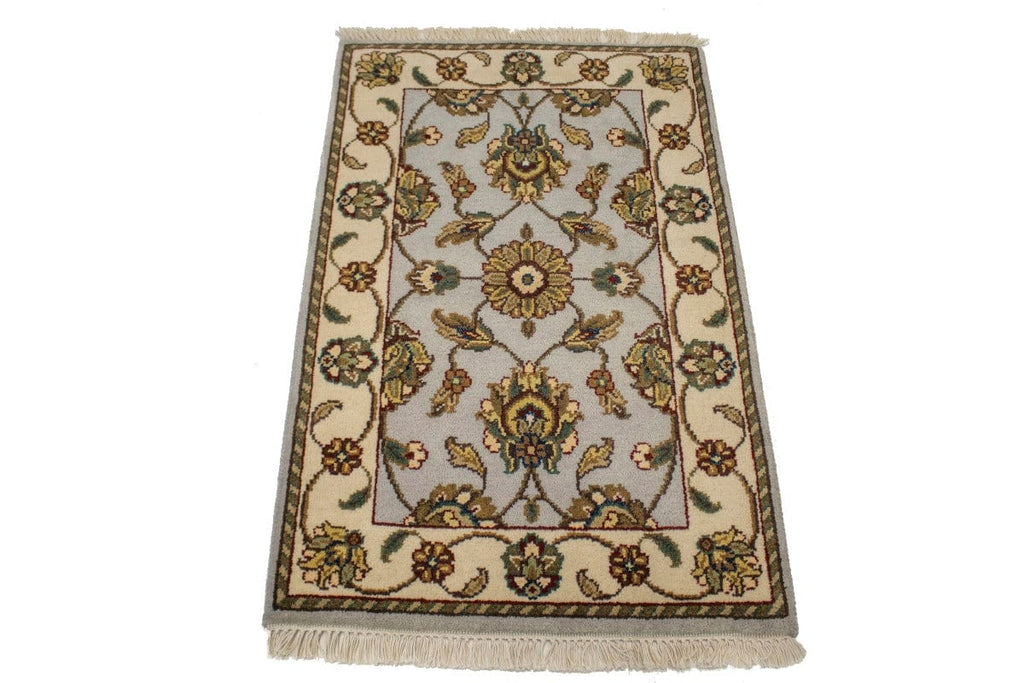 Light Gray Floral 2X3 Indo-Kashan Oriental Rug