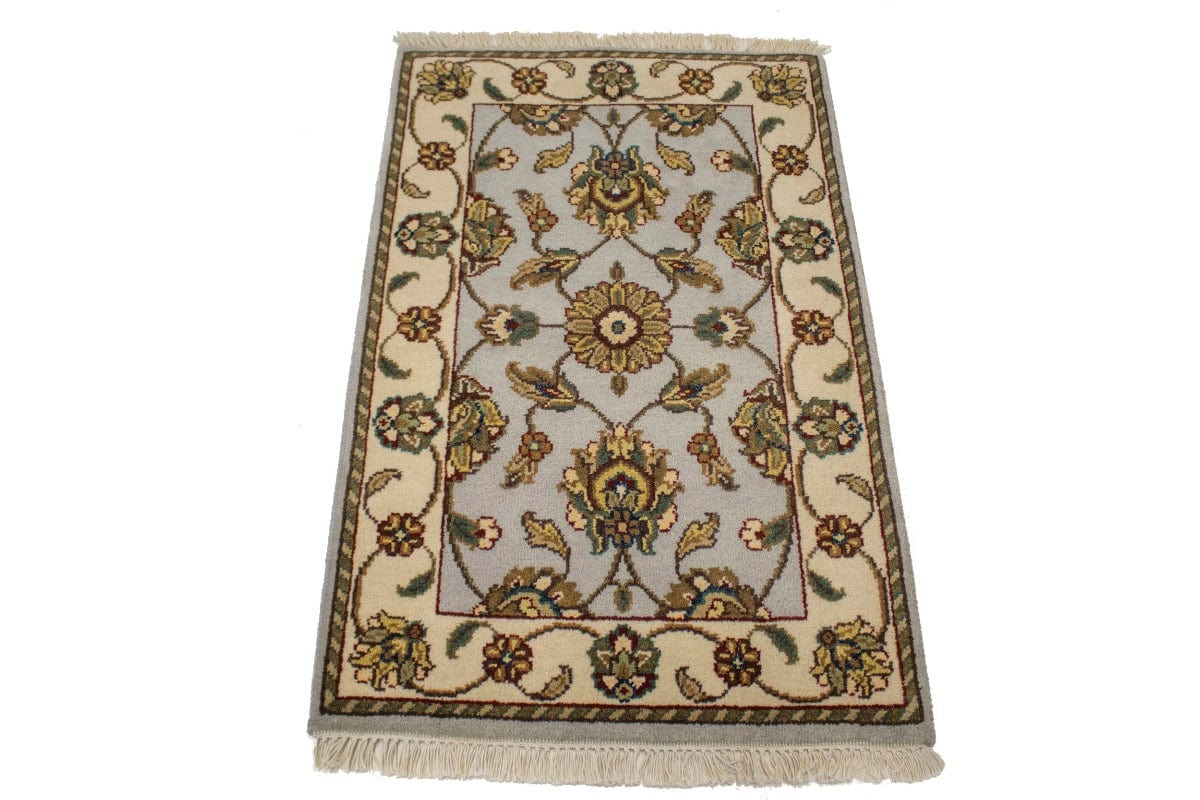 Light Gray Floral 2X3 Indo-Kashan Oriental Rug