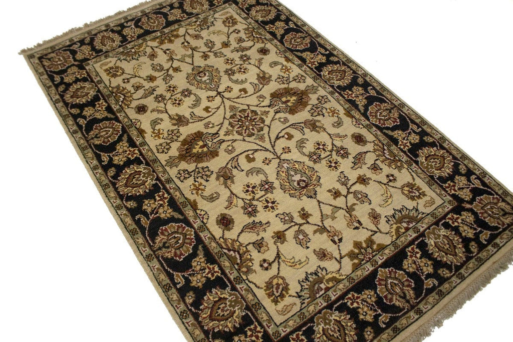 Beige Floral Classic 4X6 Indo-Kashan Oriental Rug