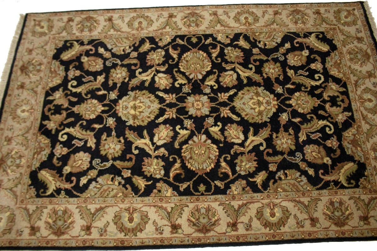 Charcoal Floral Classic 4X6 Indo-Kashan Oriental Rug