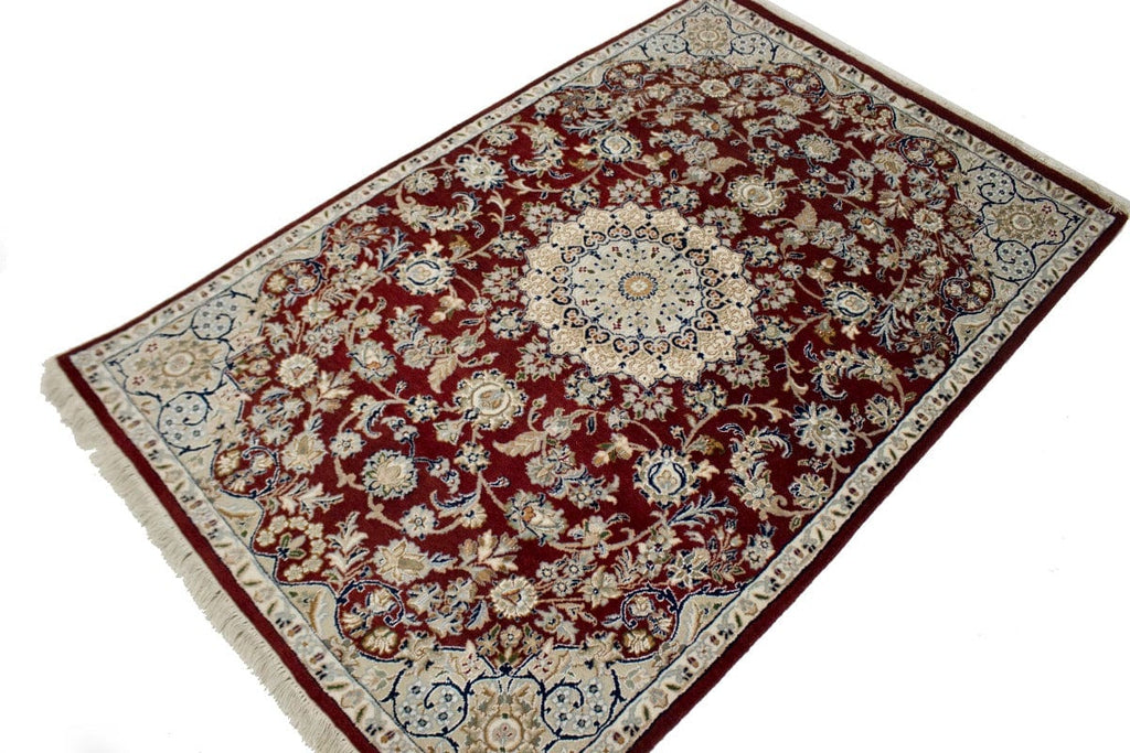 Wine Red Floral 4X6 Indo-Nain Oriental Rug