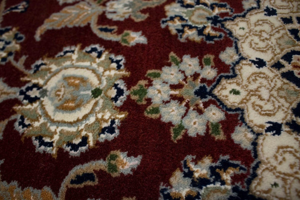 Wine Red Floral 4X6 Indo-Nain Oriental Rug