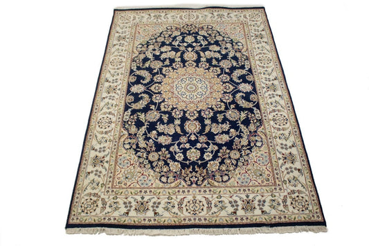 Dark Navy Classic Floral 5'5X8 Indo-Nain Oriental Rug