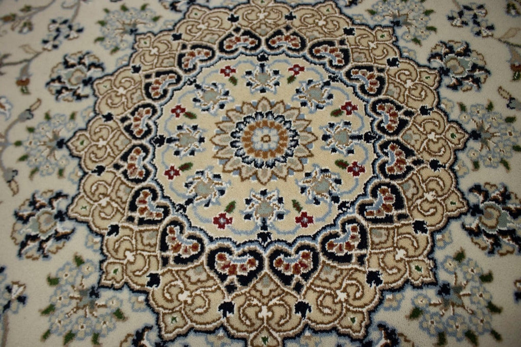 Cream Classic Floral 6X6 Indo-Nain Oriental Square Rug