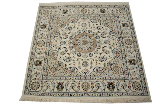 Cream Floral 4X4 Indo-Nain Oriental Square Rug