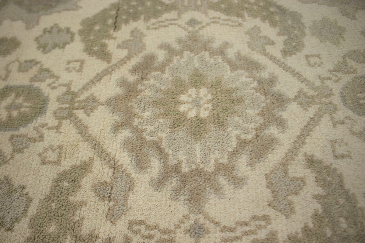 Cream Floral 6X9 Oushak Chobi Oriental Rug