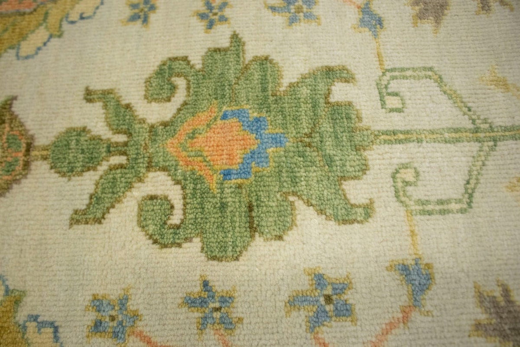 Ivory Floral 5X8 Osh Chobi Oriental Rug