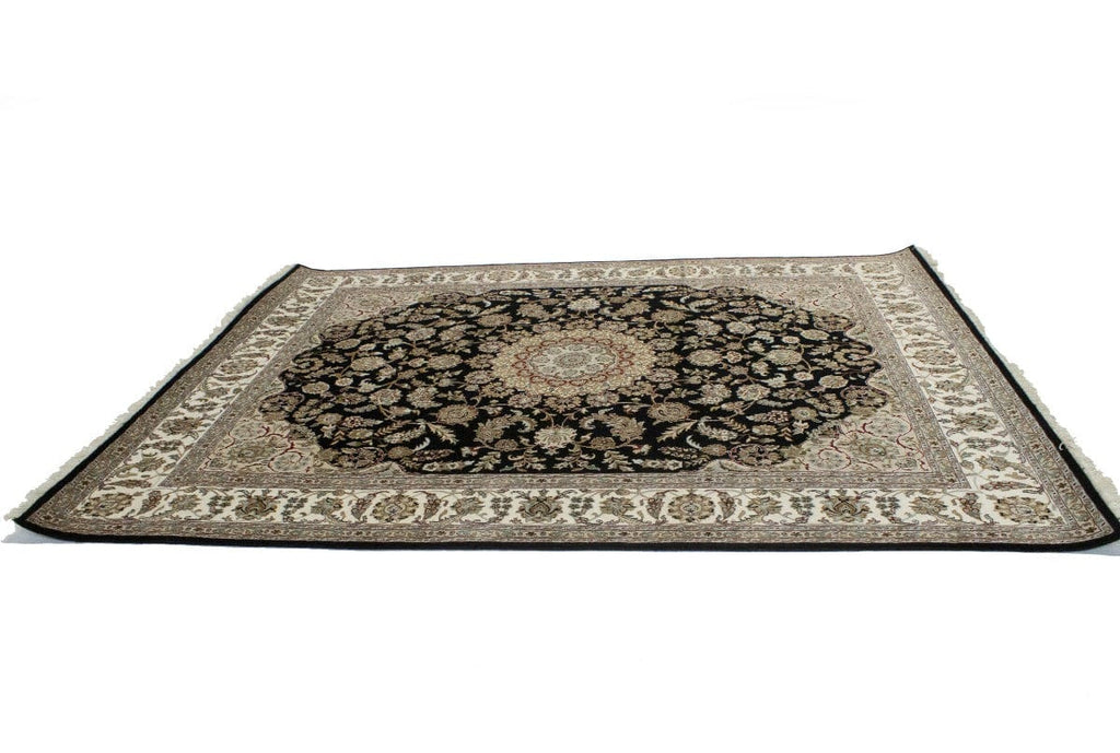 Black Floral 8X10 Indo-Nain Oriental Rug