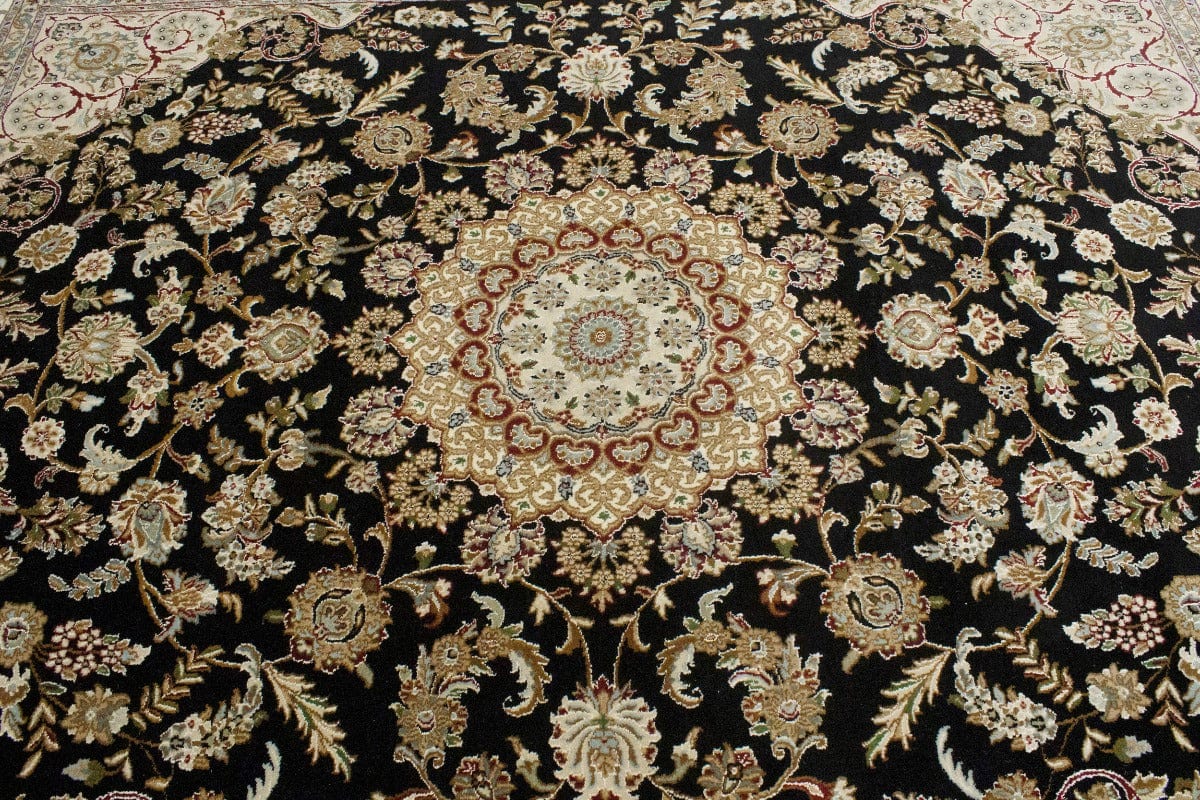 Black Floral 8X10 Indo-Nain Oriental Rug