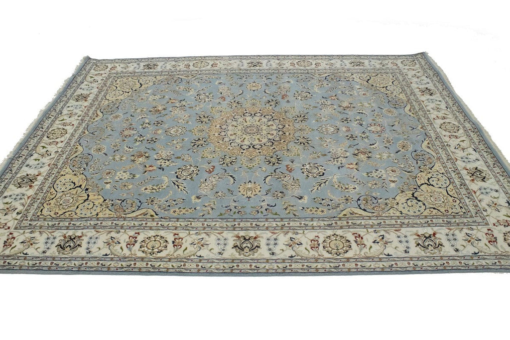 Light Blue Floral 8X10 Indo-Nain Oriental Rug