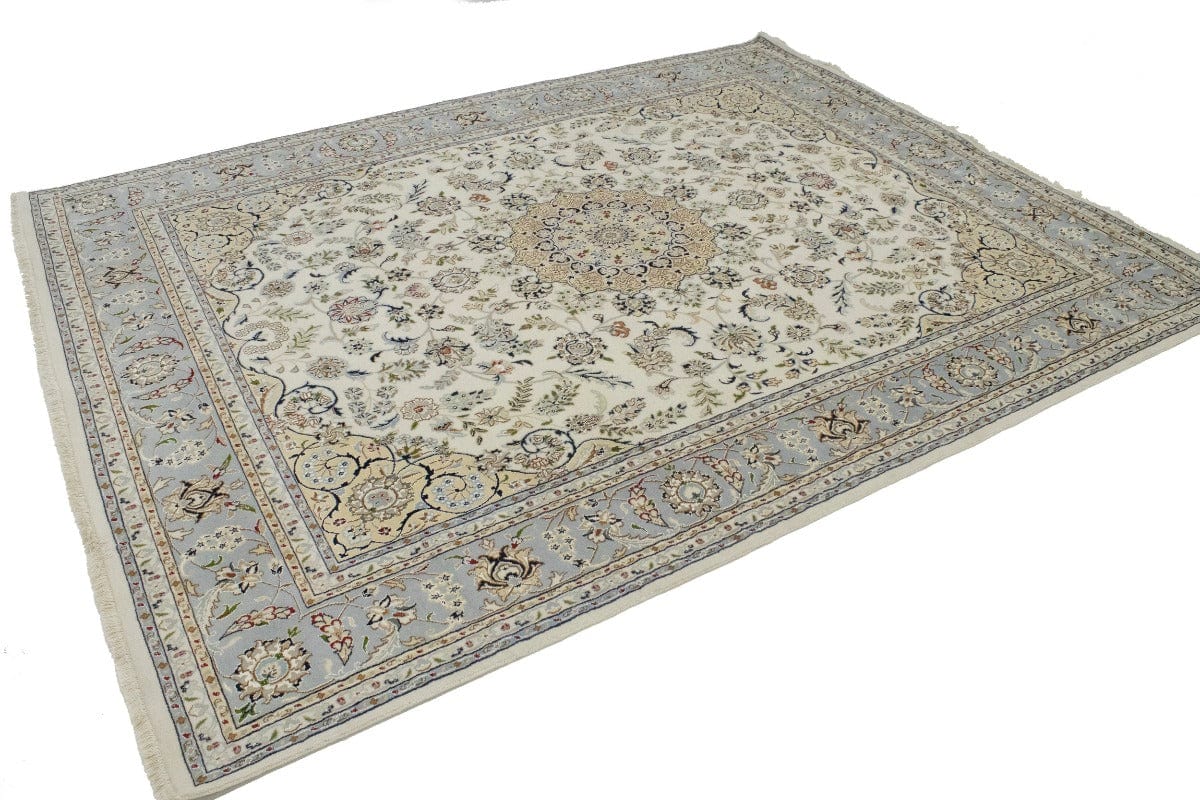 Cream & Light Blue Floral 8X10 Indo-Nain Oriental Rug