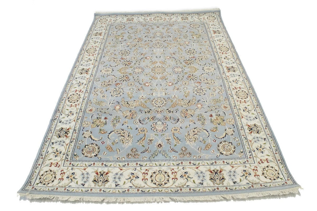 Light Blue Floral 6X9 Indo-Nain Oriental Rug